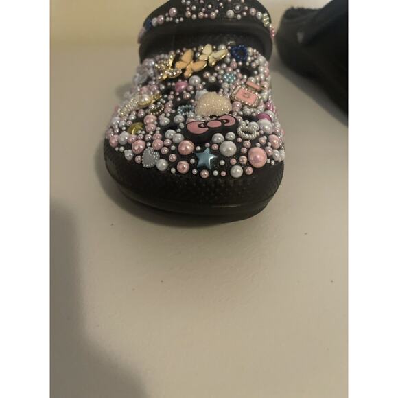 Crocs Bling Bedazzled Handmade Custom Hello Kitty Gem Black Faux Fur Women 10 - Picture 8 of 10